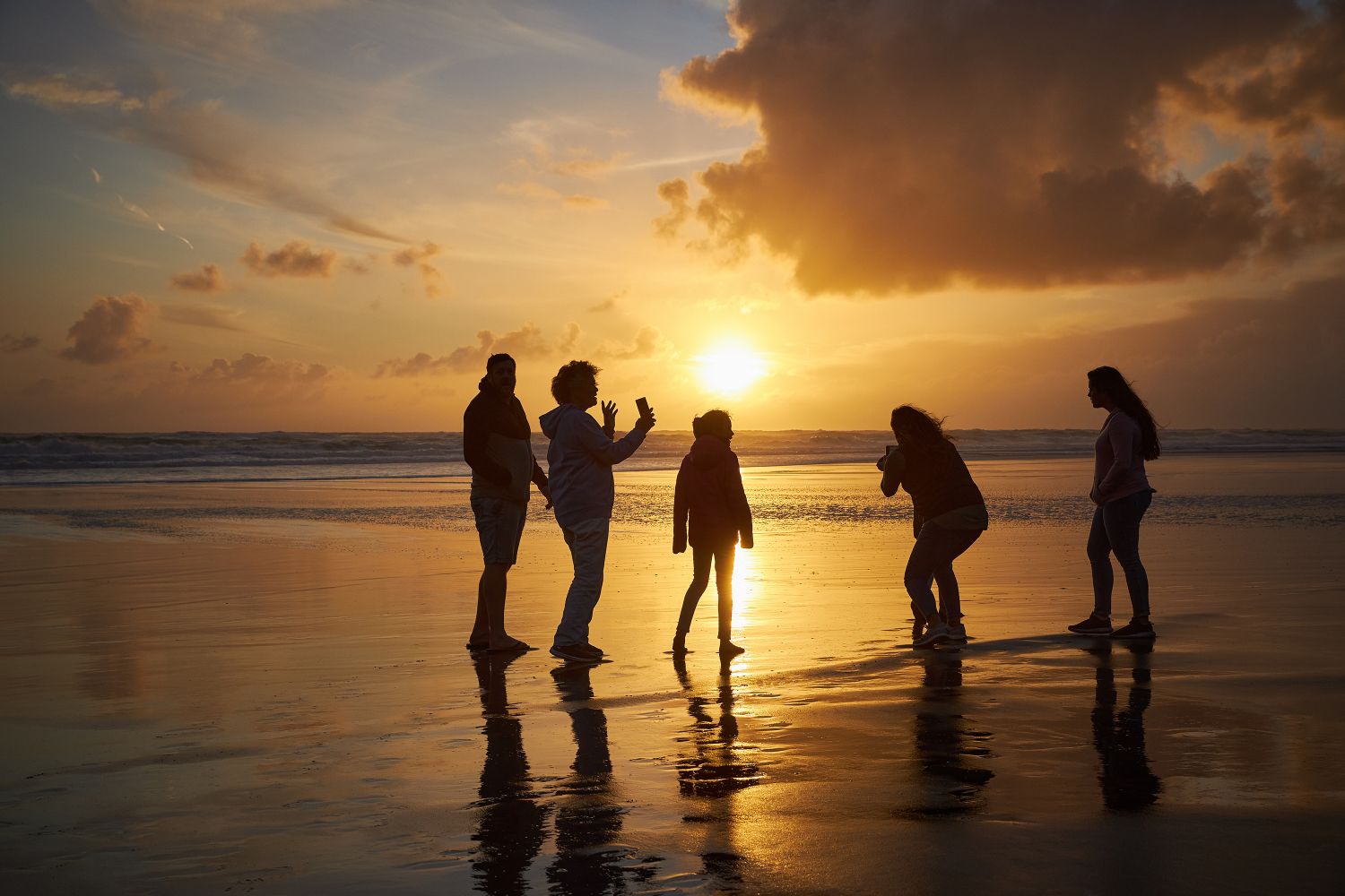 sunset_family_beach_Spark_D1_S9-R-0011.jpg